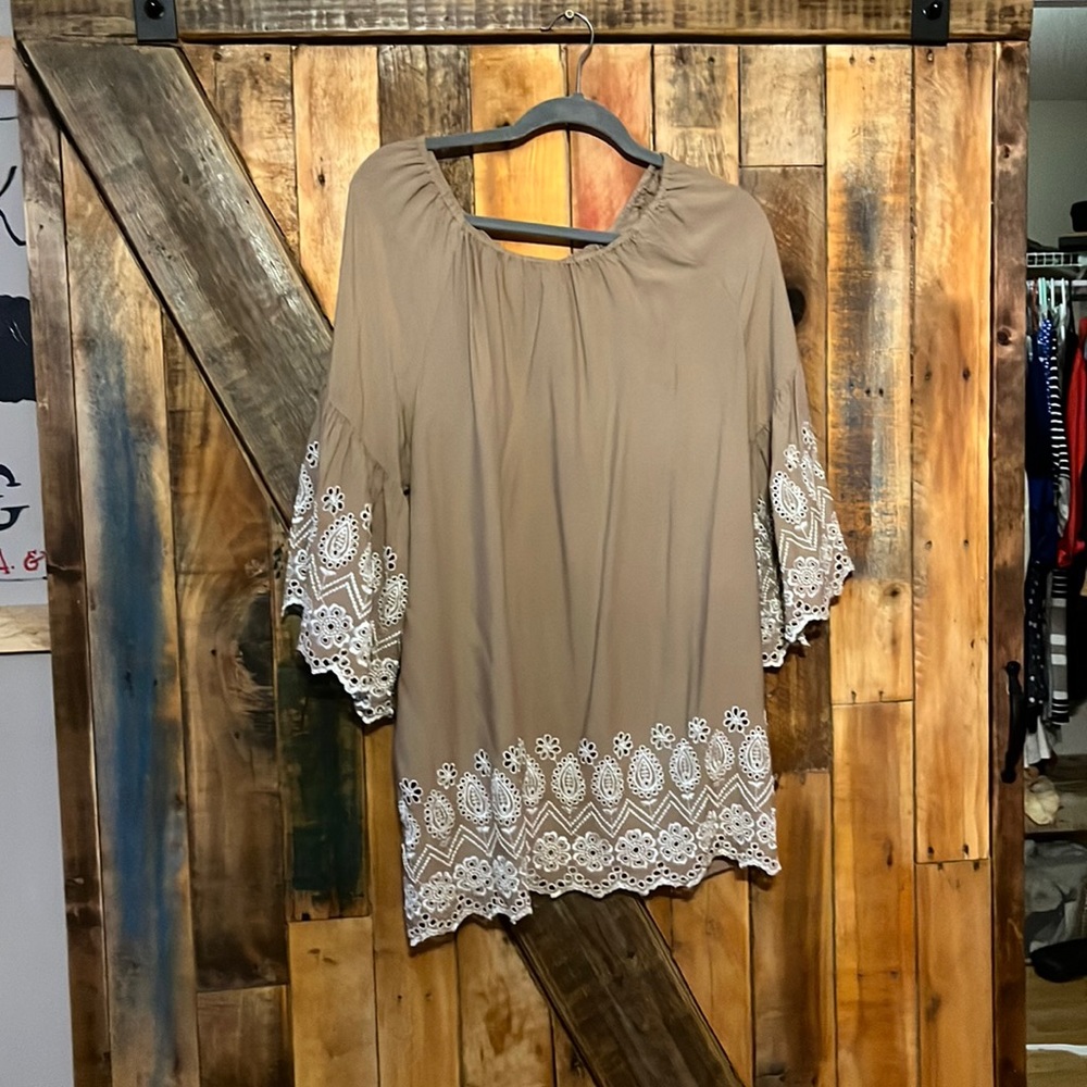 Khaki and lace boutique top